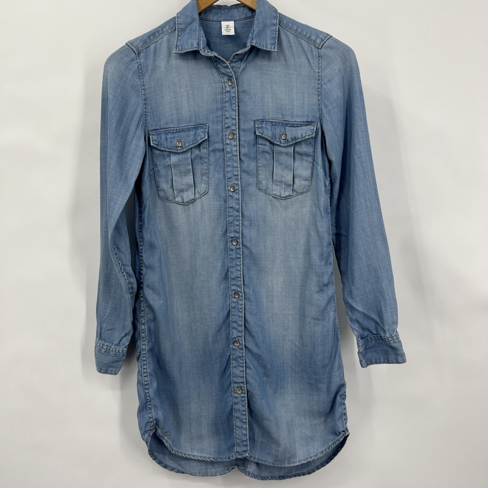 Women's Size 2 Denim Shirt Chambray Button Up Western Rodeo Cowgirl‎ Biker